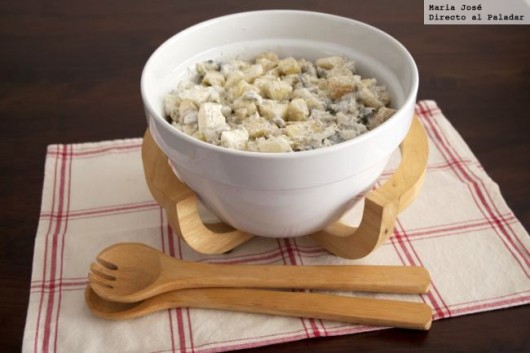 Ensalada de patata, arenque y Cebolla Dulce